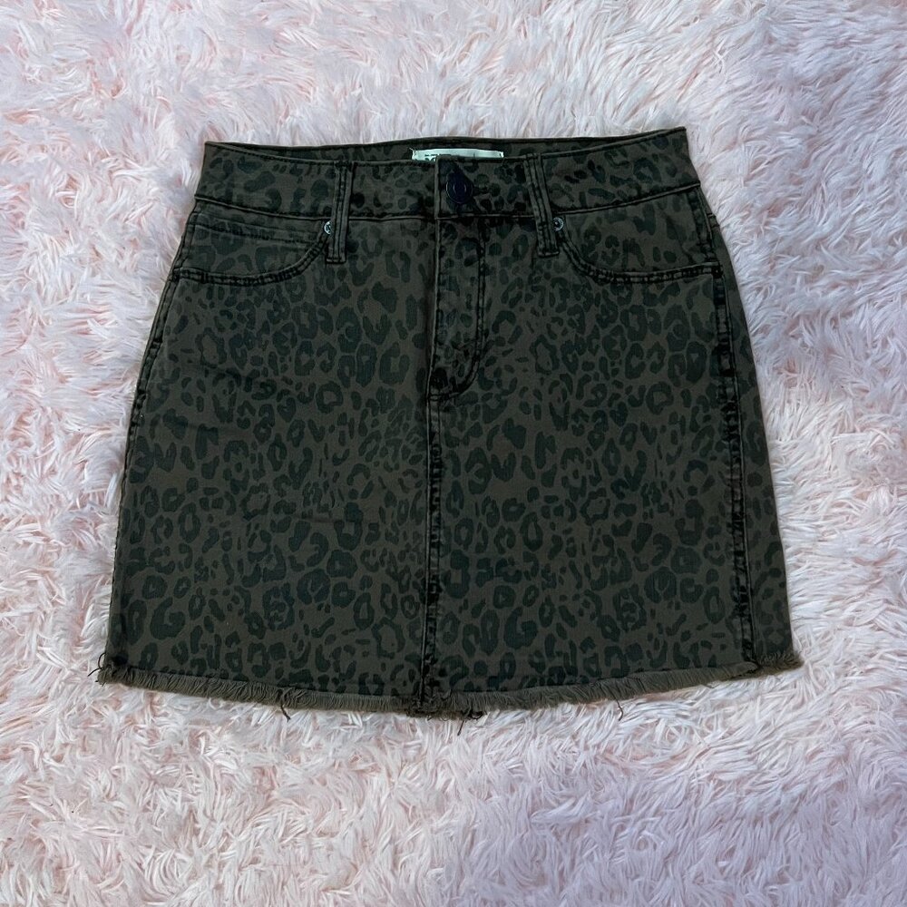 Mudd Cheetah Print Mini Skirt